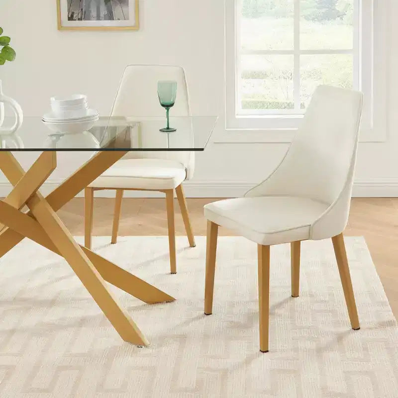 Table de salle à manger avec plateau en verre et pieds en acier