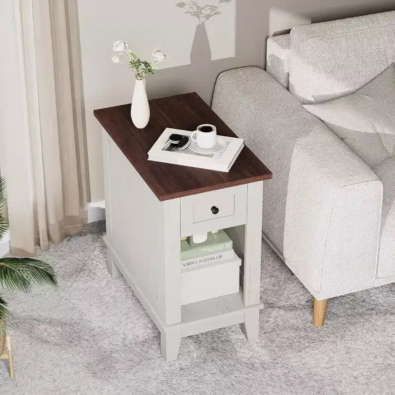Table d'appoint de ferme avec station de recharge et tiroir de rangement, blanc et marron