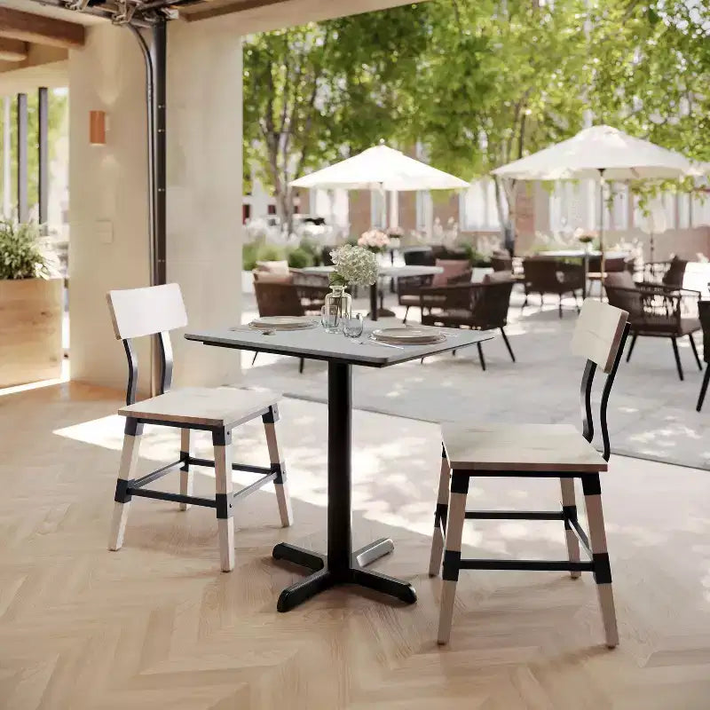 Plateau avec technologie et Hauteur de la table