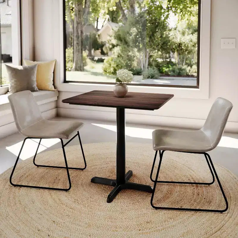 Plateau avec technologie et Hauteur de la table