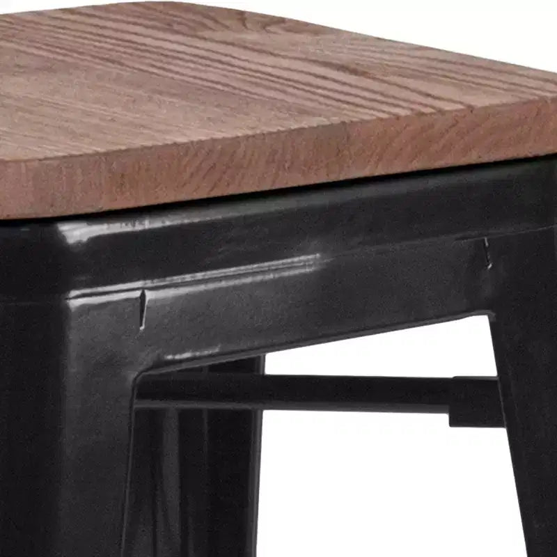 Tabouret de bar en métal sans dossier avec assise en bois
